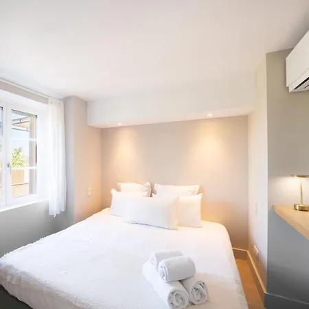 Charming A C House 2br 4p - דירה סן טרופז