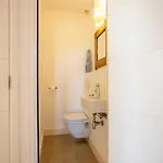 公寓 Charming A C House 2br 4p -