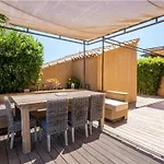 Charming A C House 2br 4p - *