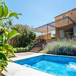 Charming A C House 2br 4p - * 圣特罗佩