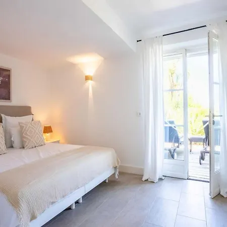 Charming A C House 2br 4p - Apartman