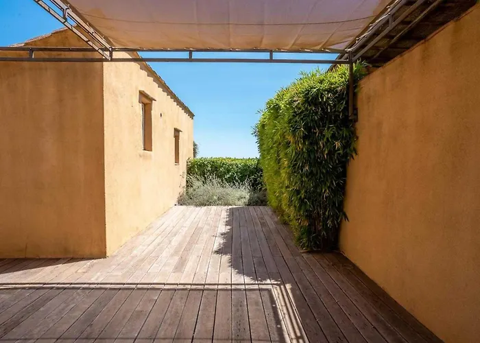 Charming A C House 2br 4p - Apartman