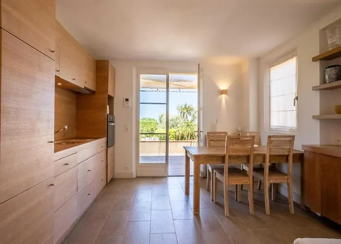 Charming A C House 2br 4p - Apartman *